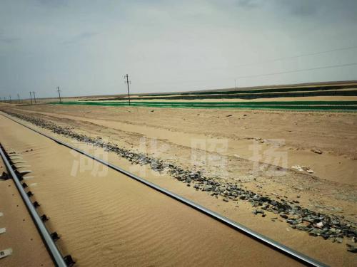 EASC高分子生态合金防风固沙系统